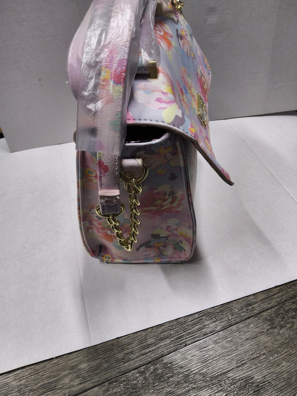 NWOT Betsey Johnson Floral Pastel Crossbody Bag - Pink Multicolor - Picture 5 of 9